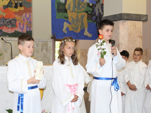 FOTO: Prva pričest u župi Rama Šćit