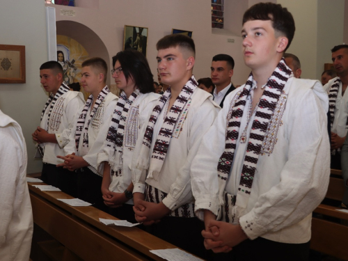 FOTO: Krizma u župi Rama-Šćit