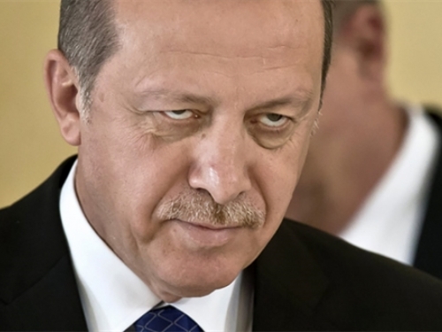 Erdogan optužen za genocid, zločine protiv čovječnosti i ratne zločine