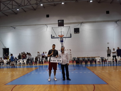 Foto: Caffe Pizzeria Mondeo pobjednik Streetball Rama 2019.