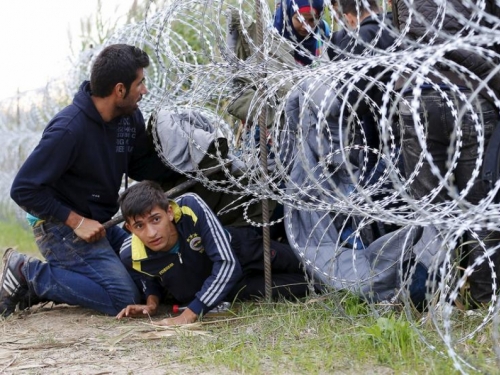 Slovenija postavlja novu žicu zbog migranata