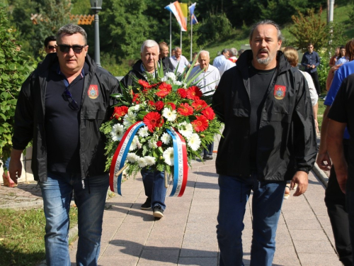 FOTO: Obilježena 27. obljetnica stradanja Hrvata na Uzdolu