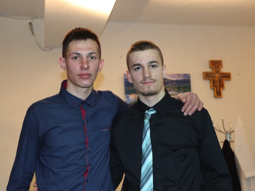FOTO: ''Duhovni boj'' na Šćitu: Snažna poruka i dojmljiva izvedba oduševili prepunu dvoranu