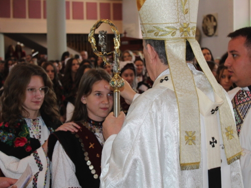FOTO: Krizma u župi Prozor