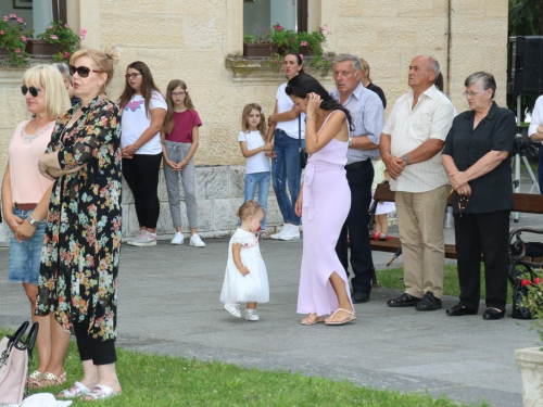 FOTO: Promocija knjige dr. sc. Šimuna Novakovića i druga večer trodnevnice na Šćitu