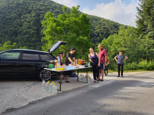 FOTO: Hodočasnici iz Rame krenuli pješice u Međugorje