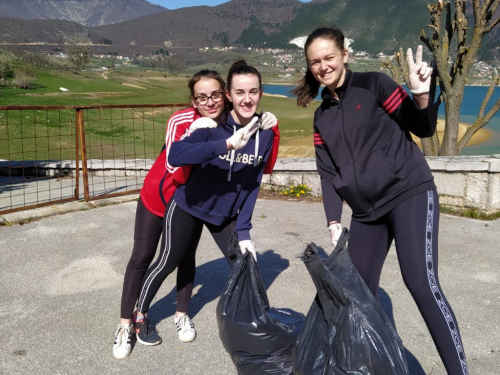 FOTO: Vrijedni Framaši župe Rama-Šćit akcijom čišćenja obilježili Dan planeta Zemlje