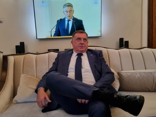 Dodik odbio slušati Komšića – Nisu ga birali oni koji su trebali