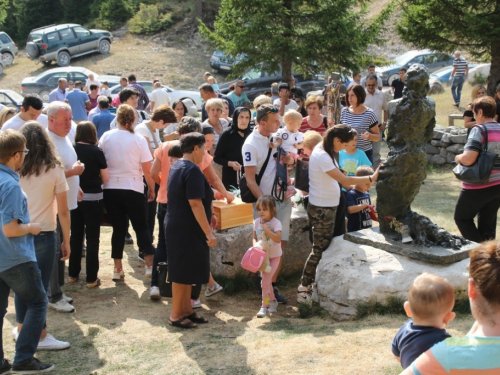 FOTO: Na Vran planini služena misa za poginule duvandžije