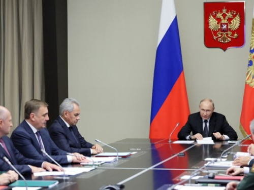 Eliti je dosadilo čekati kraj rata. Imaju prijedlog za Putina