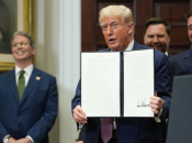 Trump uvodi carine desecima zemalja diljem svijeta