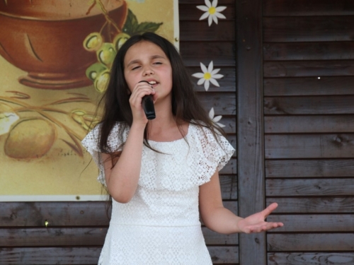 FOTO: U Prozoru održan XI festival duhovne glazbe 'Djeca pjevaju Isusu'