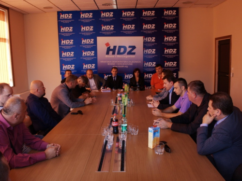 HDZ BiH Rama: Premijer Denis Lasić dao potporu dr. Ivki Babić