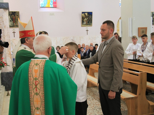 FOTO: Krizma u župi Rama-Šćit