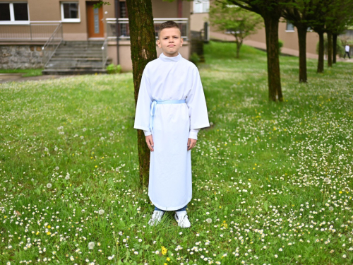 FOTO: Prva pričest u župi Gračac