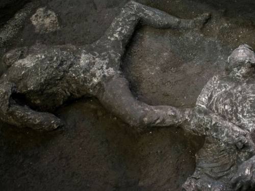 Pronađeni ostaci dvojice muškaraca stradalih u erupciji u Pompeji