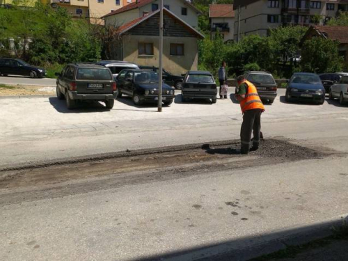 Počeli radovi na rekonstrukciji Splitske ulice u Prozoru