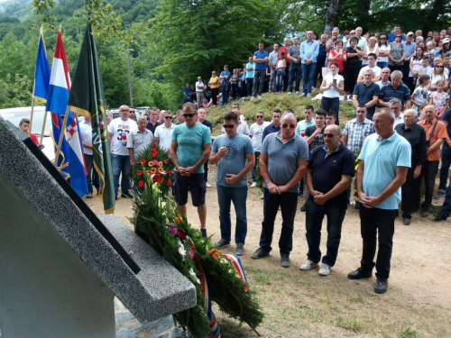 FOTO: Na Pomenu obilježena 25. obljetnica stradanja hrvatskih branitelja