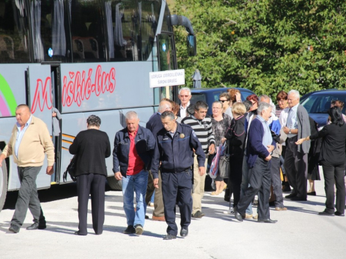 FOTO: Na Uzdolu obilježena 24. obljetnica stravičnog pokolja nad Hrvatima