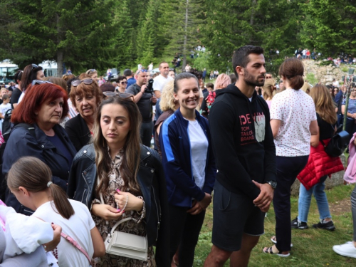 FOTO/VIDEO: Tisuće vjernika na Kedžari proslavilo 'Divin dan'