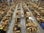 Krenulo blagdansko ludillo: Amazon traži 150.000 sezonaca