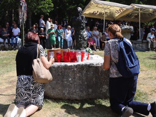 FOTO/VIDEO: Tisuće vjernika na Kedžari proslavilo 'Divin dan'