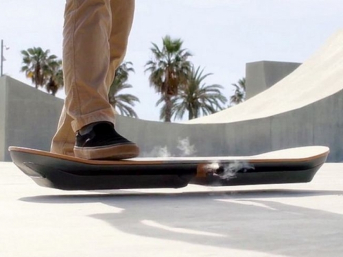 VIDEO: Lexus demonstrirao svoj leteći skate