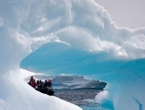 Golema santa leda pregazila dvojicu istraživača Arktika!