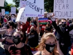 Tisuće žena u SAD-u prosvjedovale protiv Trumpa