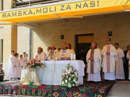 FOTO/VIDEO: Mala Gospa Rama-Šćit 2016.