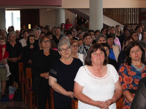 FOTO: Vanjska proslava patrona u župi Prozor
