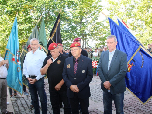 FOTO: Na Uzdolu obilježena 25. obljetnica zločina nad Hrvatima