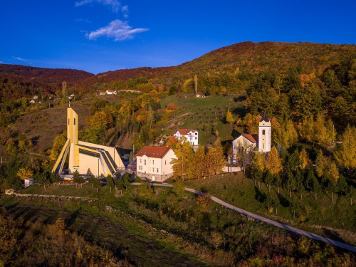 FOTO/VIDEO: Uzdol i Krančići u bojama jeseni