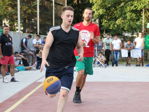 FOTO: ''General Vasilije Mitu'' iz Zagreba pobjednik 15. Streetball Rama