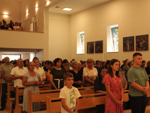 FOTO: Proslava sv. Ante u župi Gračac