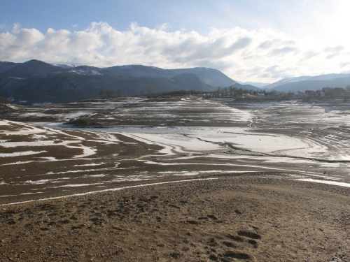 FOTO/VIDEO: Svjedoci jednog vremena - Ramsko jezero