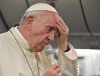 Papa Franjo uklonio trojicu kardinala od kojih su dvojica upletena u skandale