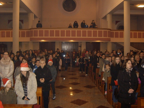 FOTO: Blagdan sv. Nikole radosno proslavljen u župi Prozor