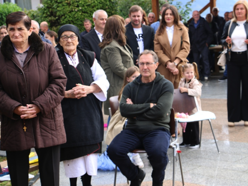 FOTO/VIDEO: Vanjska proslava sv. Franje u Rumbocima