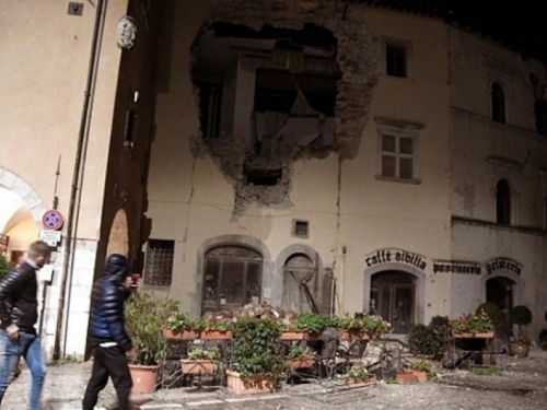 Stručnjaci upozoravaju: Potresi u Italiji bi mogli trajati tjednima