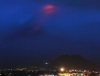 Evakuirano više od 9.000 ljudi zbog erupcije vulkana