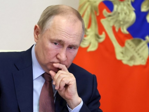 Putin: Situacija je izuzetno teška
