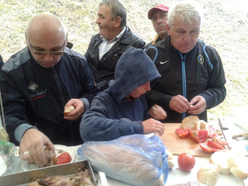 Foto: Misa na groblju u Smrčevicama