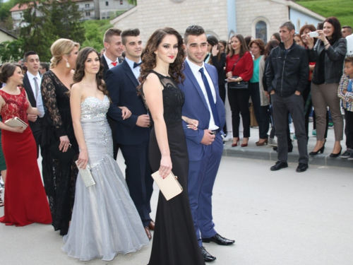 FOTO/VIDEO: Matura 2016. - Defile mladosti i ljepote na ulicama Prozora