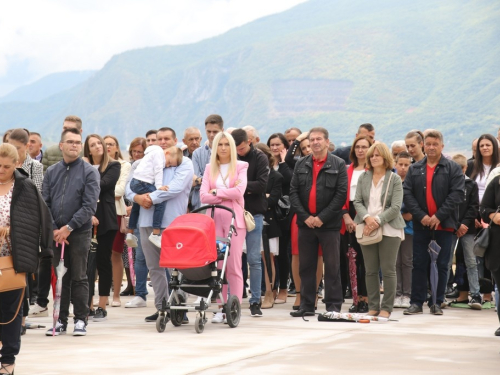 FOTO: Mlada misa fra Antonia Baketarića u Rumbocima