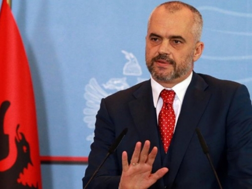 Albanski premijer: Srbi će na Kosovo moći samo kao turisti