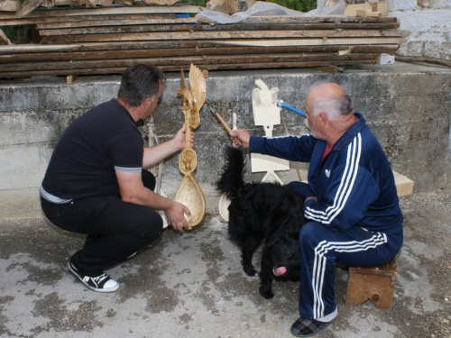 FOTO/VIDEO: Ramski majstor za gusle - Ivan Franjušić