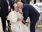 Biden odlikovao papu Franju