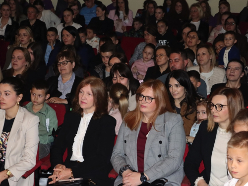 FOTO: Svečano obilježen Dan OŠ Marka Marulića Prozor