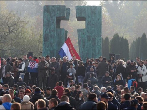 Vukovarska kolona sjećanja